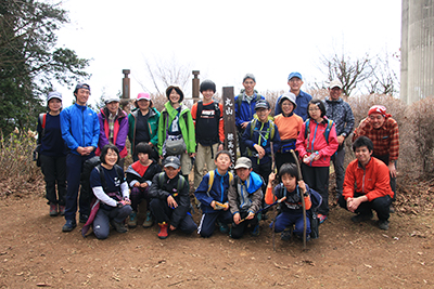 丸山山頂での集合写真