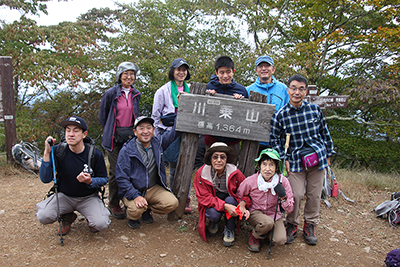 川苔山山頂での集合写真