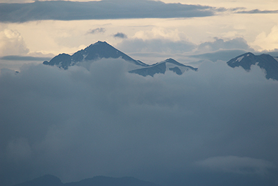 雲海の上に見えた立山の写真