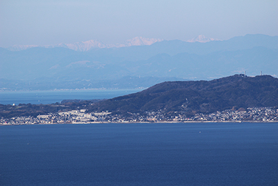 遠くに見えた白峰三山の写真