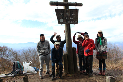 大霧山山頂での集合写真